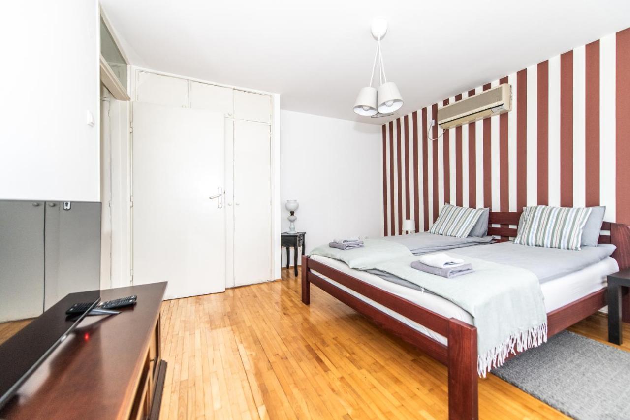 7 Heaven Apartamento Belgrado Exterior foto